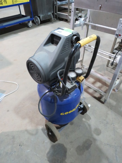 GOODYEAR 10-GALLON 1.5HP AIR COMPRESSOR