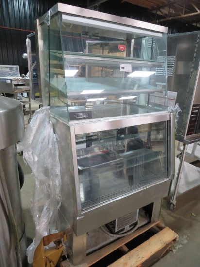36-INCH DELFIELD SELF-CONTAINED SERVICE BAKERY CASE