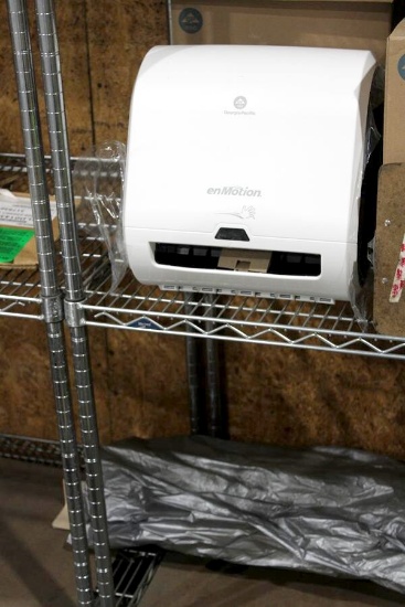 NEW 8IN AUTOMATED TOUCHLESS PAPER TOWEL DISPENSER