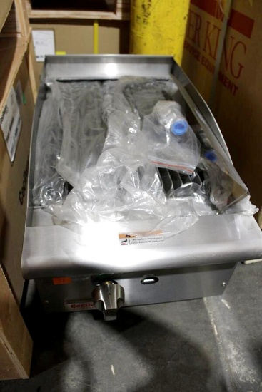 NEW CECILWARE PRO CCP15 15IN GAS CHAR GRILL