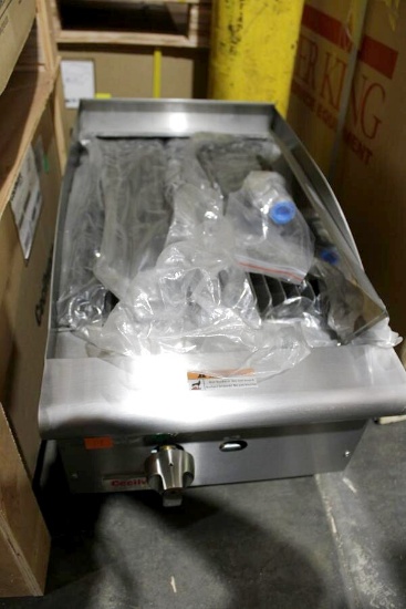 NEW CECILWARE PRO CCP15 15IN GAS CHAR GRILL