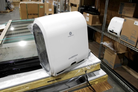 NEW 10IN AUTOMATED TOUCHLESS PAPER TOWEL DISPENSER