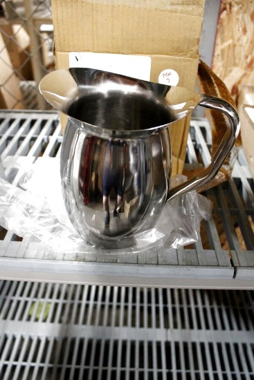 NEW ALEGACY 8202 2-1/8 QUART STAINLESS STEEL PITCHER