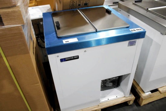 NEW SCRATCH & DENT 31INX30IN MASTER-BILT DC-4D FLIP-LID ICE CREAM DIPPING CABINET