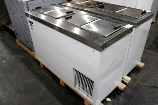 NEW SCRATCH & DENT 54IN MASTER-BILT DC-4S SELF CONTAINED FLIP-LID ICE CREAM DIPPING CABINET