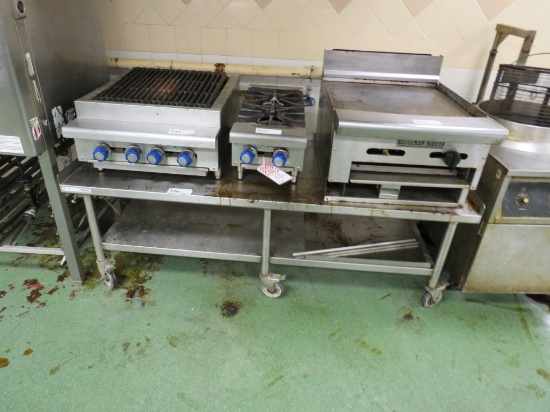 6FT S/STEEL EQUIPMENT STAND
