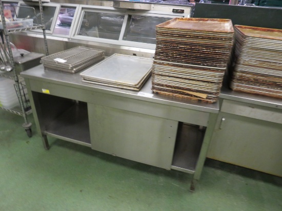 5FT STAINLESS STEEL TABLE - 30IN DEEP