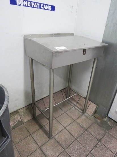 S/STEEL RECEIVING DESK