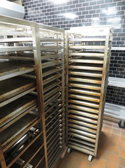 OVEN RACKS (WITH PANS)