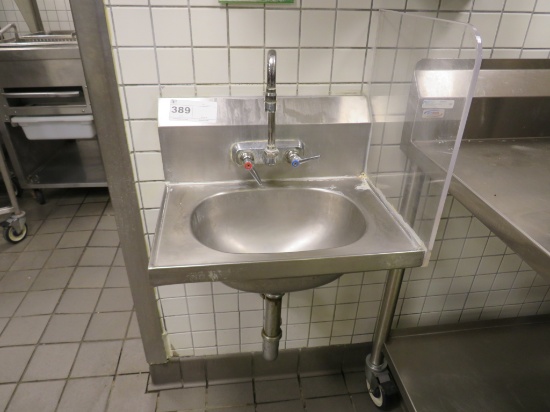 STAINLESS STEEL HAND SINK