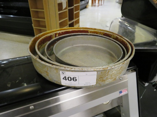 Set Of 4 Round Cake Pans