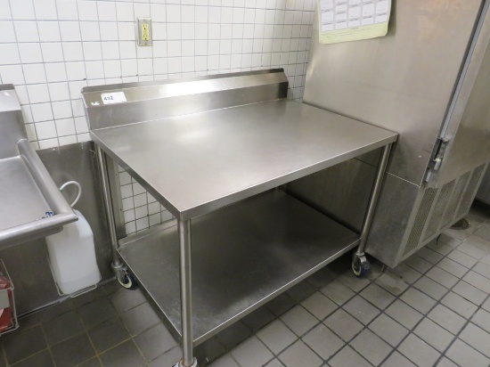 4FT STAINLESS STEEL TABLE - 30IN DEEP