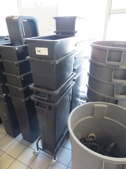 23-GALLON RECTANGLE TRASH CANS