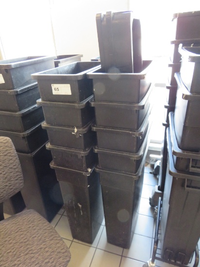23-GALLON RECTANGLE TRASH CANS