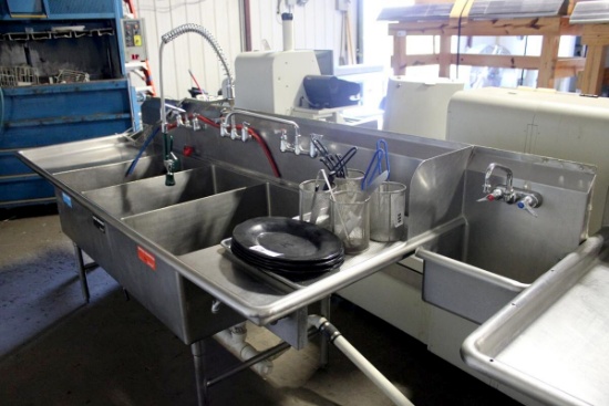 10FT STAINLESS STEEL 3-COMPARTMENT SINK W/ HAND SINK