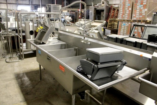 103IN STAINLESS STEEL 3-COMPARTMENT SINK