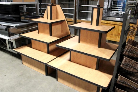 44IN 3-TIER END CAP DISPLAYS