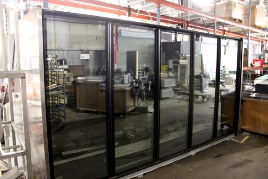 2018 HILLPHOENIX VNRZ5 REMOTE FREEZER DOOR CASE - SOLD BY THE DOOR