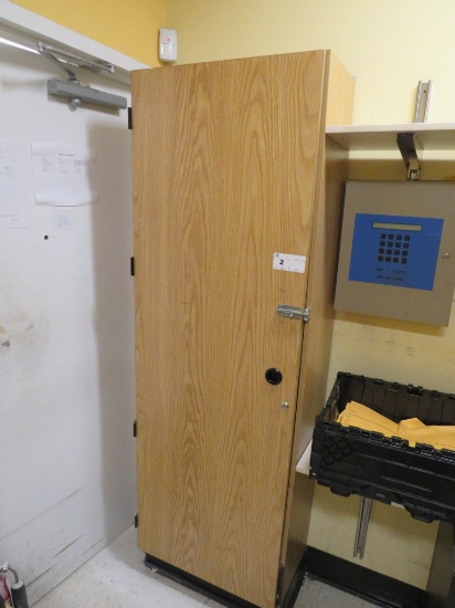 26-INCH 1-DOOR STORAGE CABINET