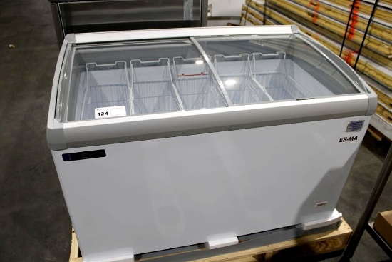 New Scratch & Dent 2024 Master Bilt Msc-49aa 49in Self Contained Slide Top Freezer