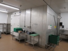 18X22 WALK-IN PRODUCE COOLER 10FT TALL - NO COMPRESSOR
