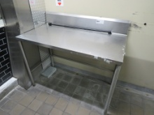 4FT STAINLESS STEEL TABLE - 24IN DEEP