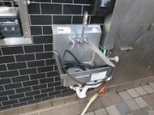 STAINLESS STEEL HAND SINK