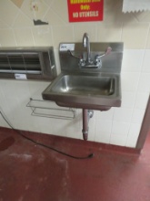 STAINLESS STEEL HAND SINK