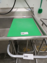 18X24 GREEN CUTTING BOARD