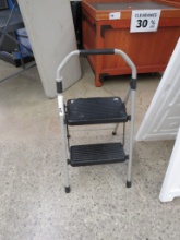 STEP LADDER