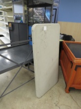 4FT FOLDING TABLE