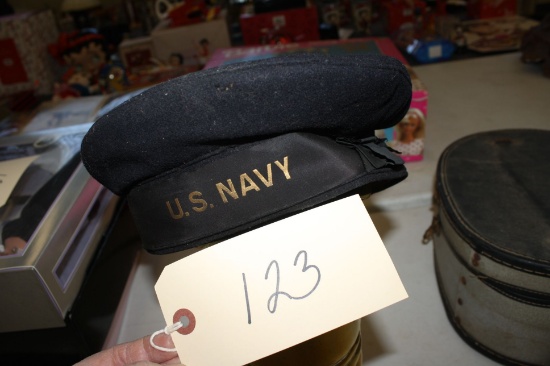 U.S. NAVY HAT, CIRCA 1945