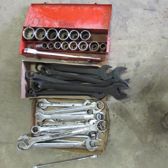 3/4 Socket set w/ wratchet, combo wrenches,