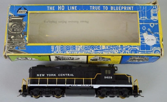 AHM 5628 New York Central Locomotive