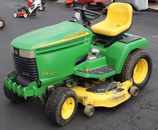 John Deere GX345 Garden Tractor