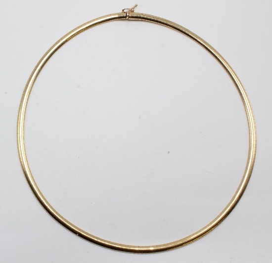 NECKLACE. OMEGA. 14K YELLOW GOLD. 4MM WIDE