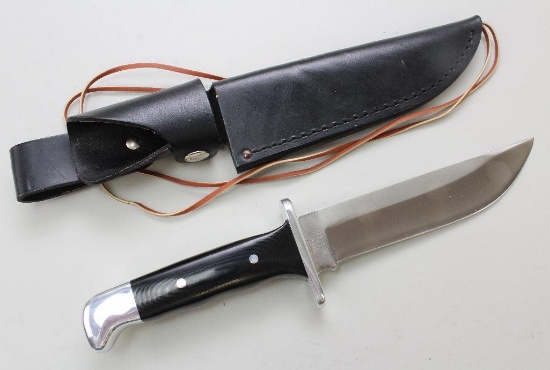 Buck 124 Frontiersman knife.