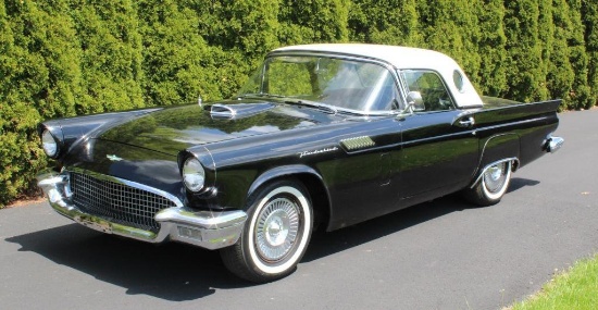 1957 Ford Thunderbird