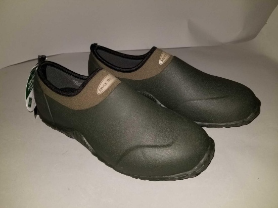 New Muck Boot Company Edgewater Moss Pattern Camp Shoes.