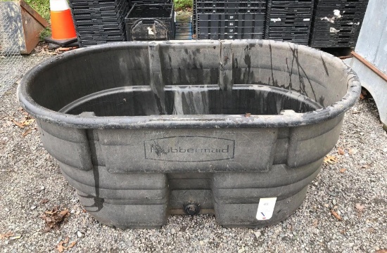 Rubbermaid 50 Gallon Water Tank