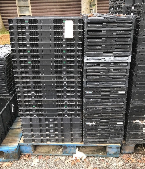 Pallet of Collapsible Crates