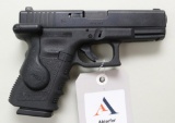 Glock 19 Gen 3 semi-automatic pistol.
