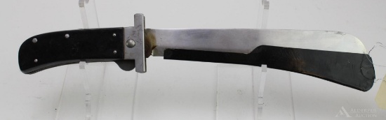 Folding Machete by Cattaraugus geten issued to US Army air crews as a survival tool.