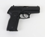 Beretta Mod 8000 Cougar D semi-automatic pistol.