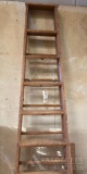 8ft Wooden Stepladder