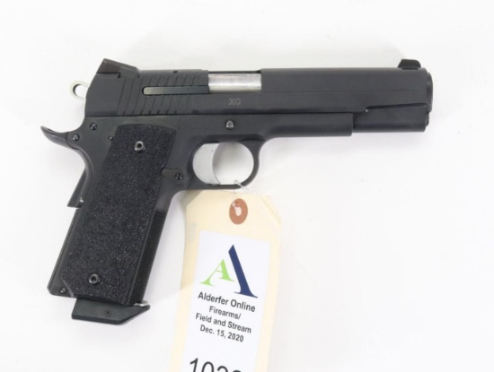 SIGARMS Inc semi auto pistol