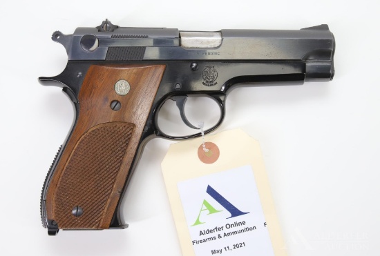 Smith And Wesson 39 Semi Automatic Pistol