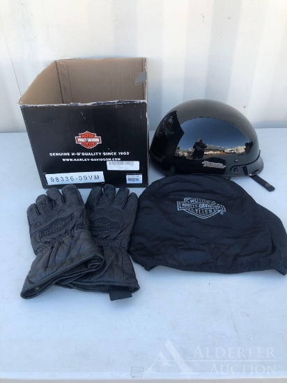 Harley Davidson helmet and gloves