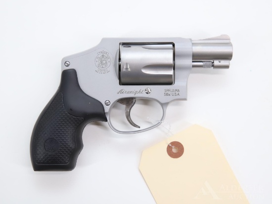 Smith & Wesson 642-2 Airweight Double Action Revolver