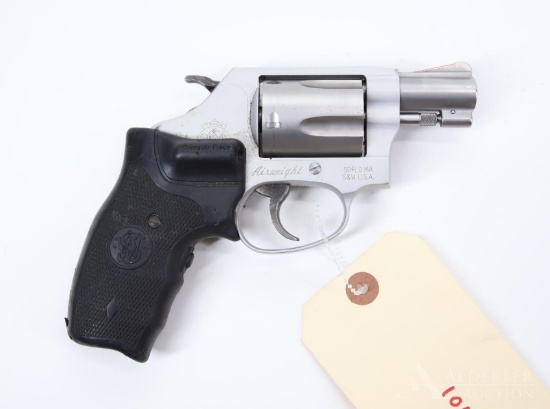 Smith & Wesson 637-2 Airweight Double Action Revolver